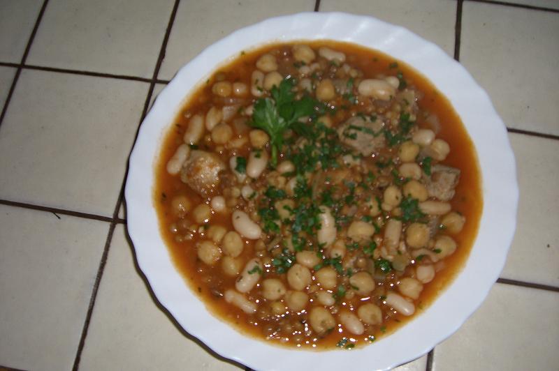 Mix de legume uscate cu carne