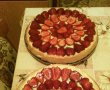 Tarta cu capsuni-2