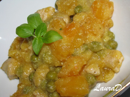 Curry de curcan cu cartofi dulci si lapte de cocos