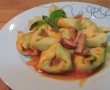 Tortellini cu sos de tomate si bacon-13