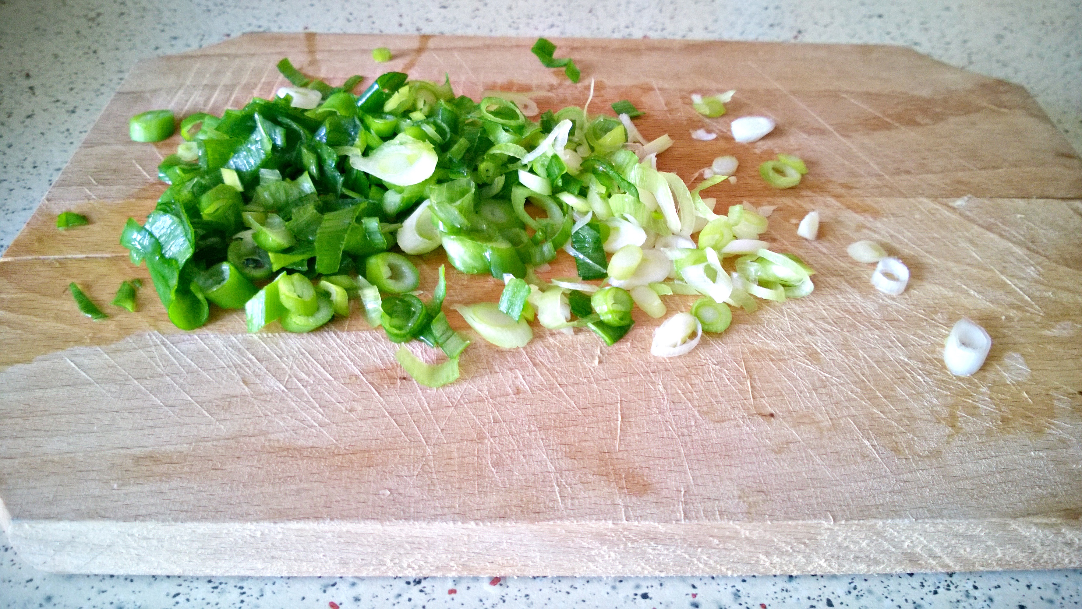 Fritatta cu ceapa verde si cartofi