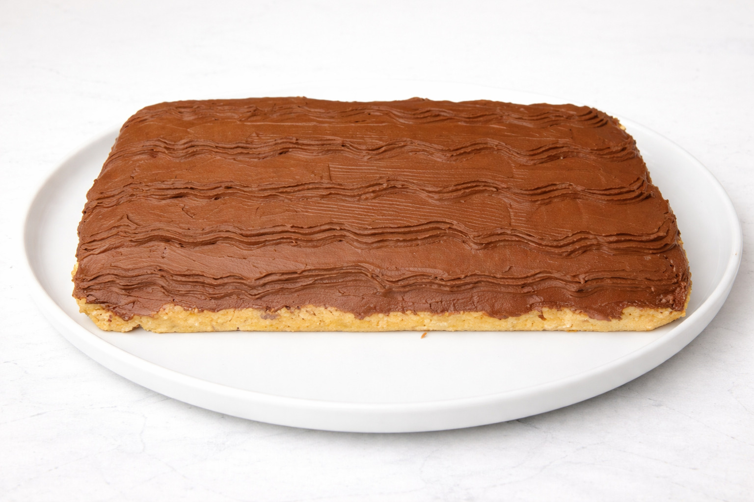 Prajitura cu nuca prajita si crema de ciocolata
