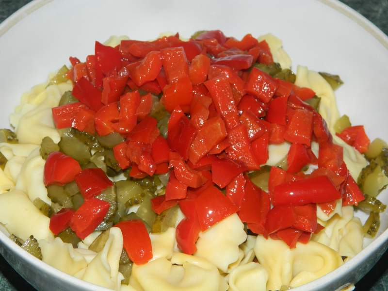 Salata cu tortelloni