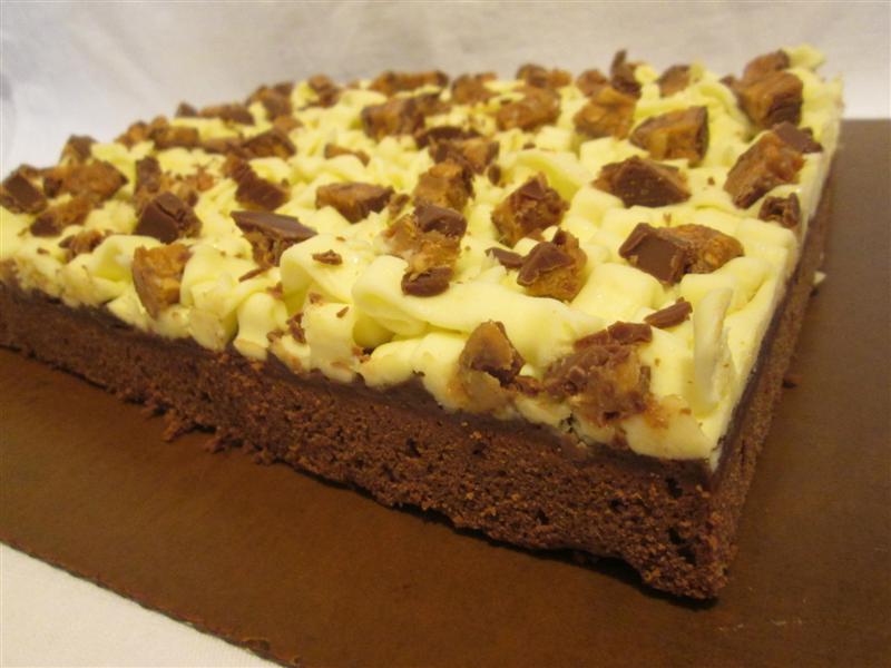 Brownie cu mascarpone si caramel