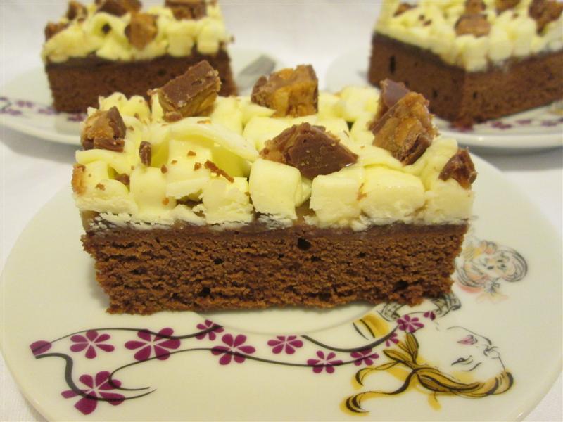 Brownie cu mascarpone si caramel