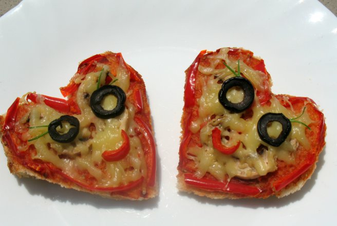 Mini pizza "Inima"