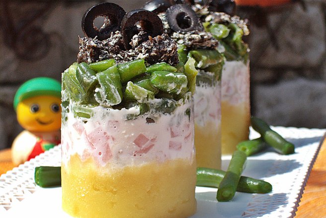 Aperitiv timbale de fasole si spuma de sunca