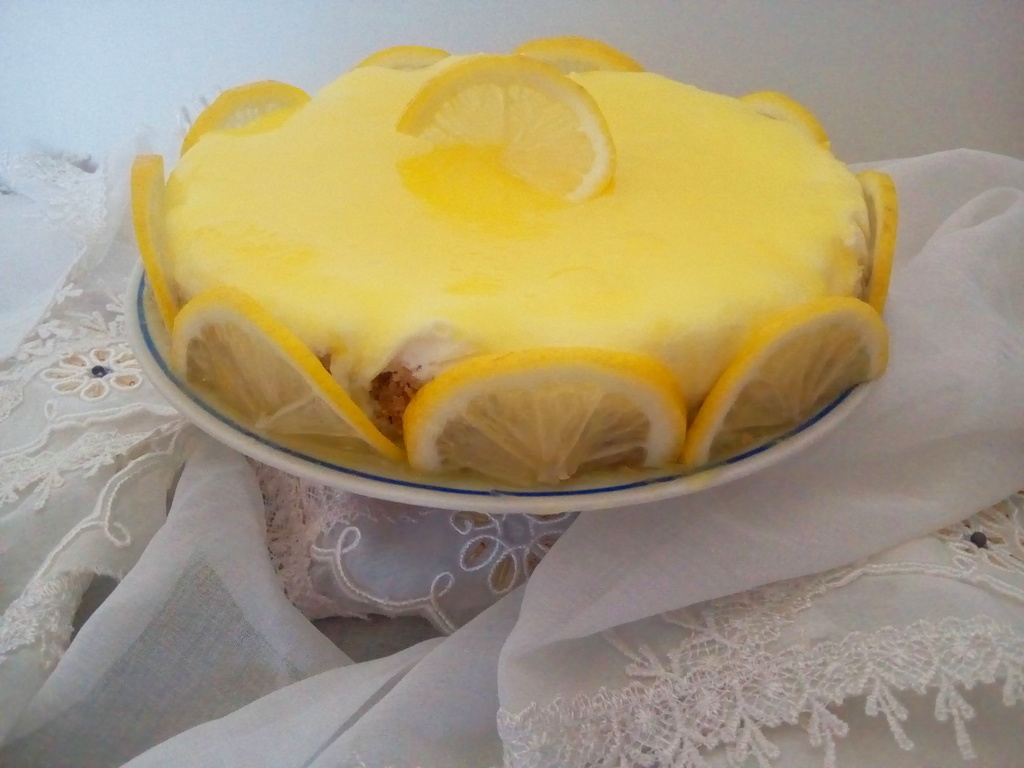 Cheesecake cu lămâie (fără coacere)