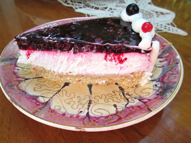 Cheesecake cu fructe de padure (fara coacere)