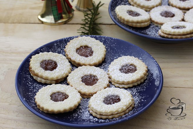 Biscuiti Linzer (Ochi de pisica)