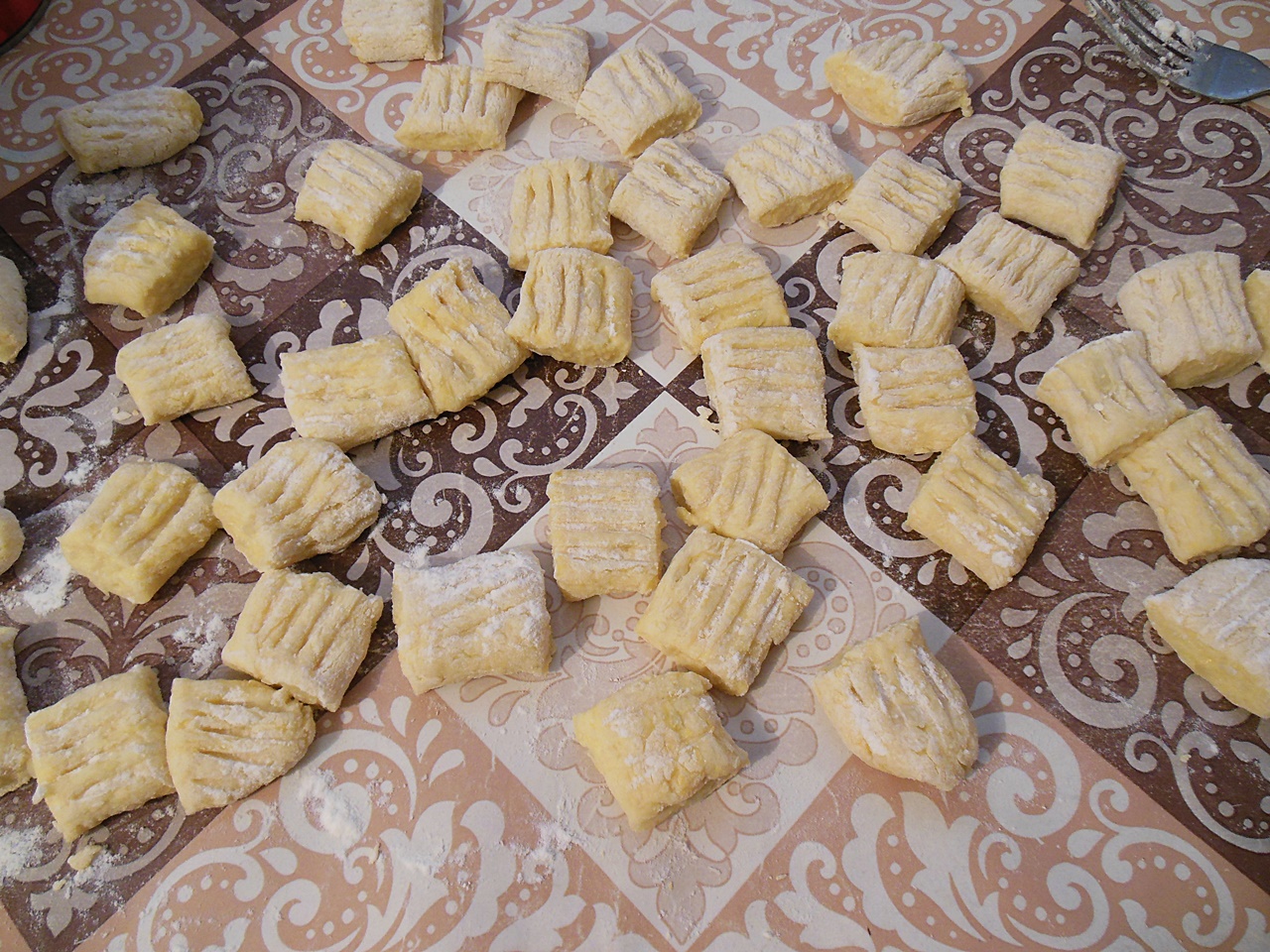 Ficatei de pui cu gnocchi de casa