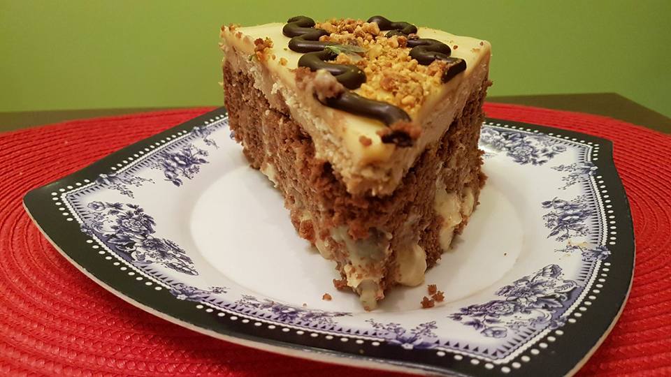 Desert tort cu ciocolata, fistic si ness