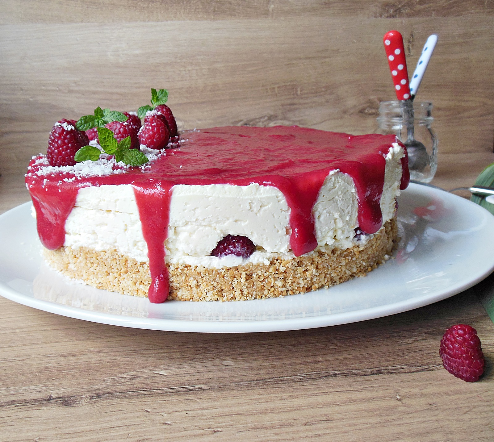 Desert cheesecake cu zmeura