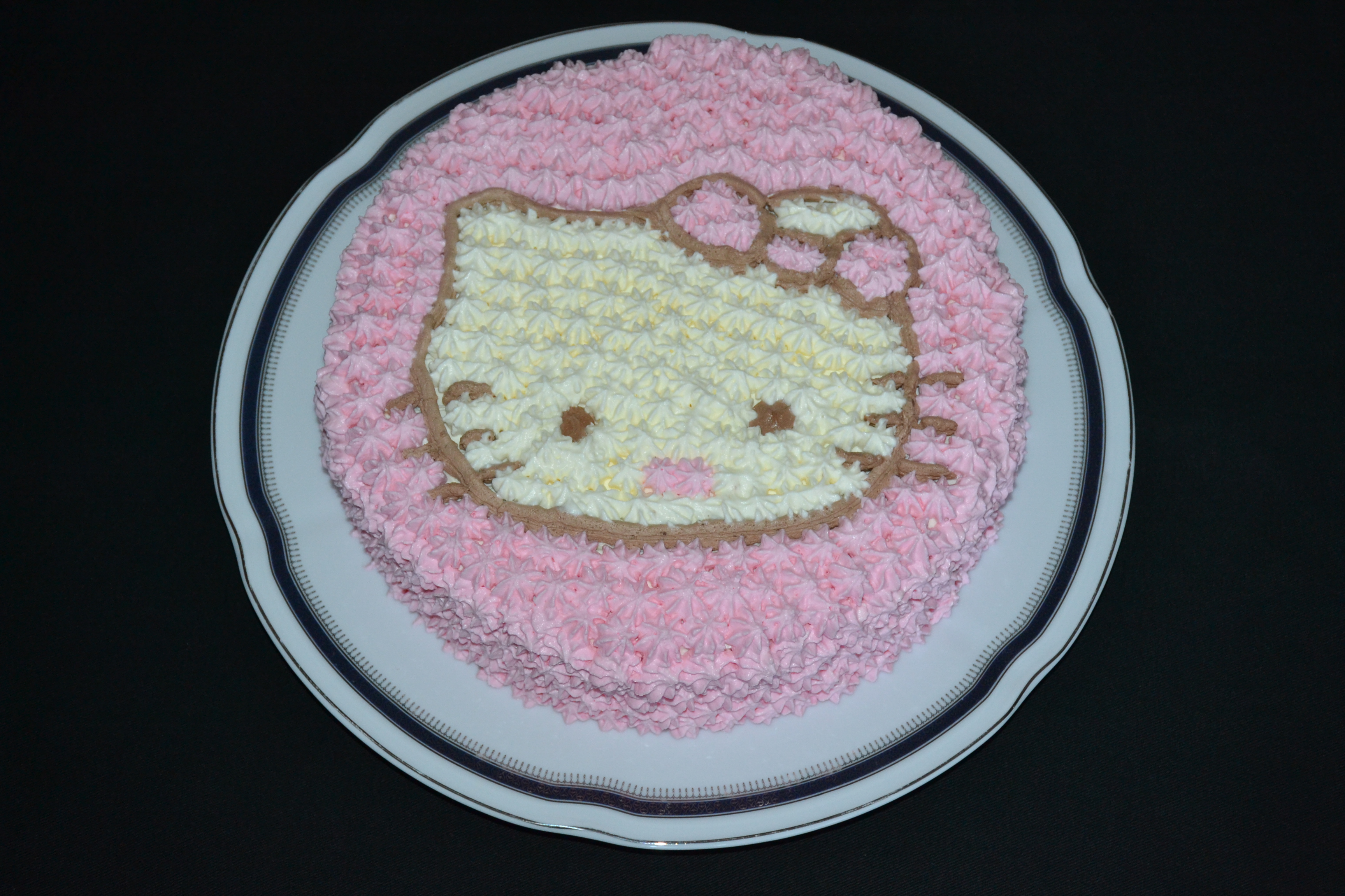 Desert tort Hello Kitty - rețeta cu nr. 400