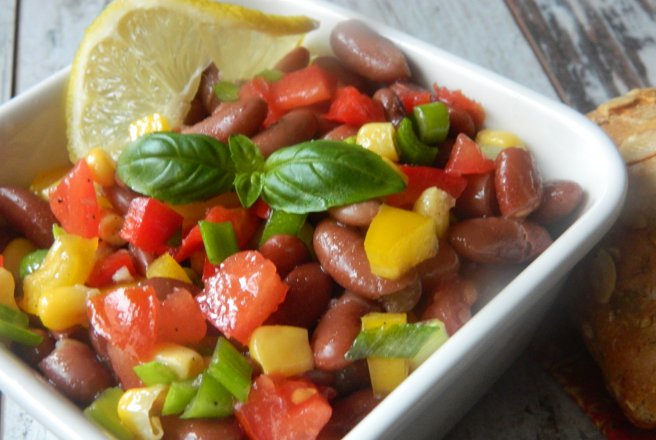 Salata de fasole rosie