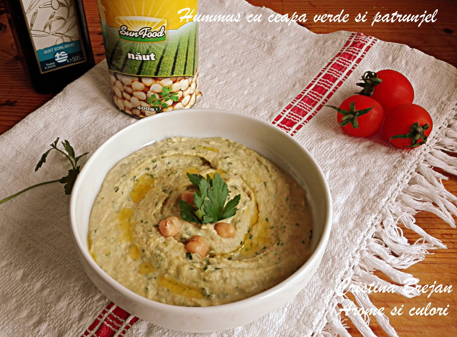 Hummus cu ceapa verde si patrunjel