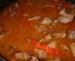 Carne de vita brezata in legume-3