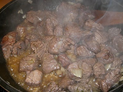 Carne de vita brezata in legume