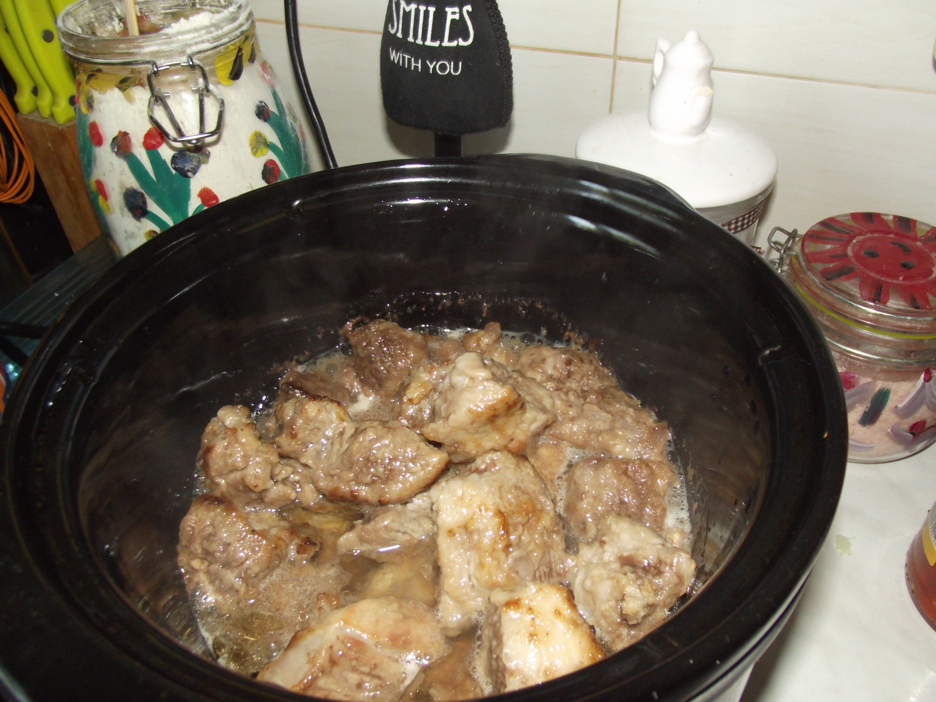 Tocanita de vitel la slow cooker Crock-Pot