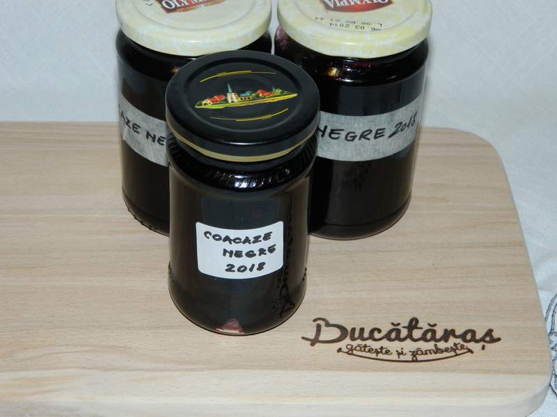 Dulceata de coacaze negre