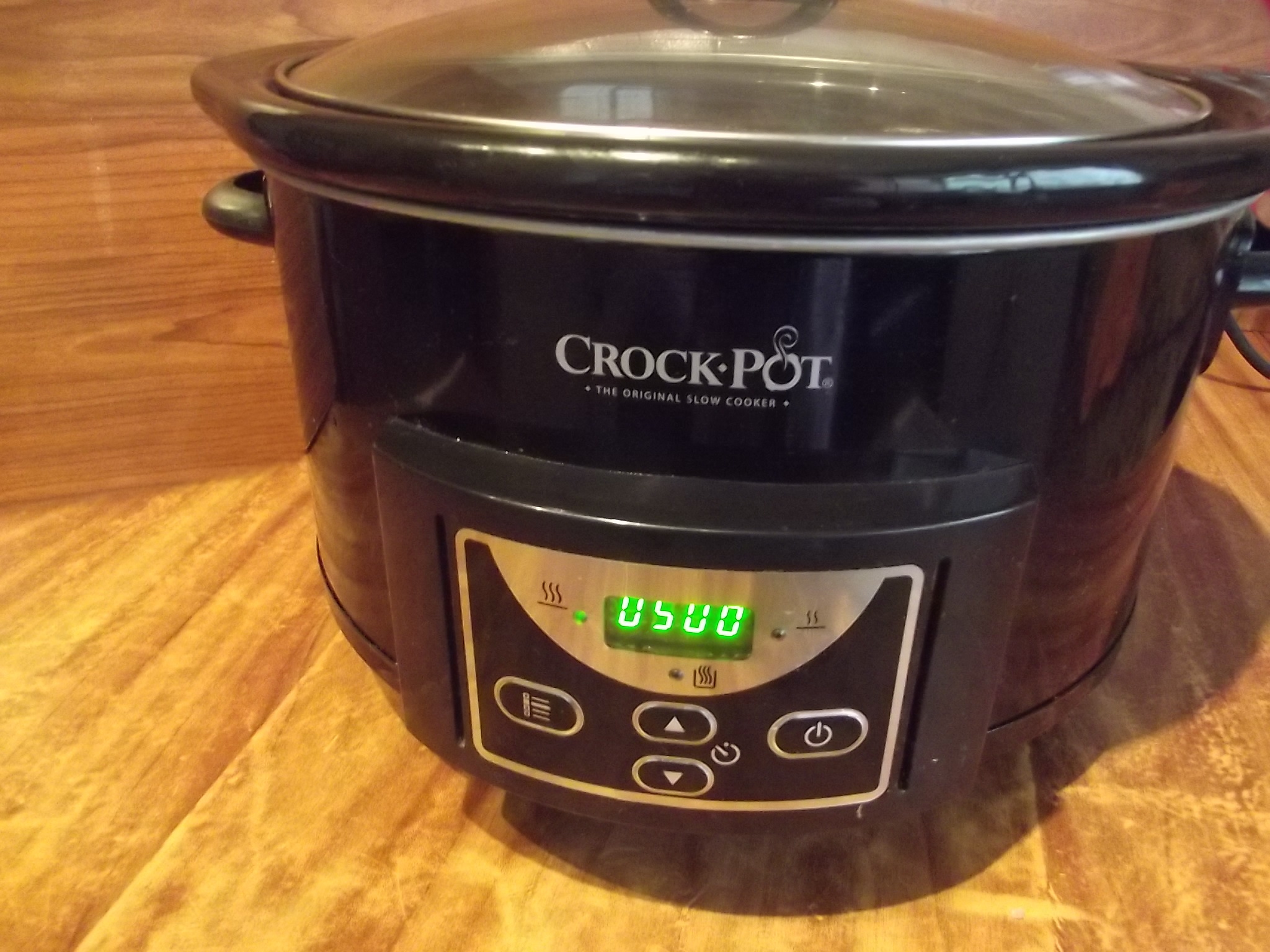 Carne de iepure cu legume si paste tricolore la slow cooker Crock-Pot