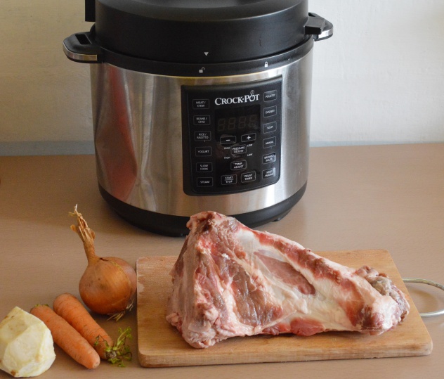 Supa de vitel la Multicooker-ul Crock-Pot Express cu gatire sub presiune