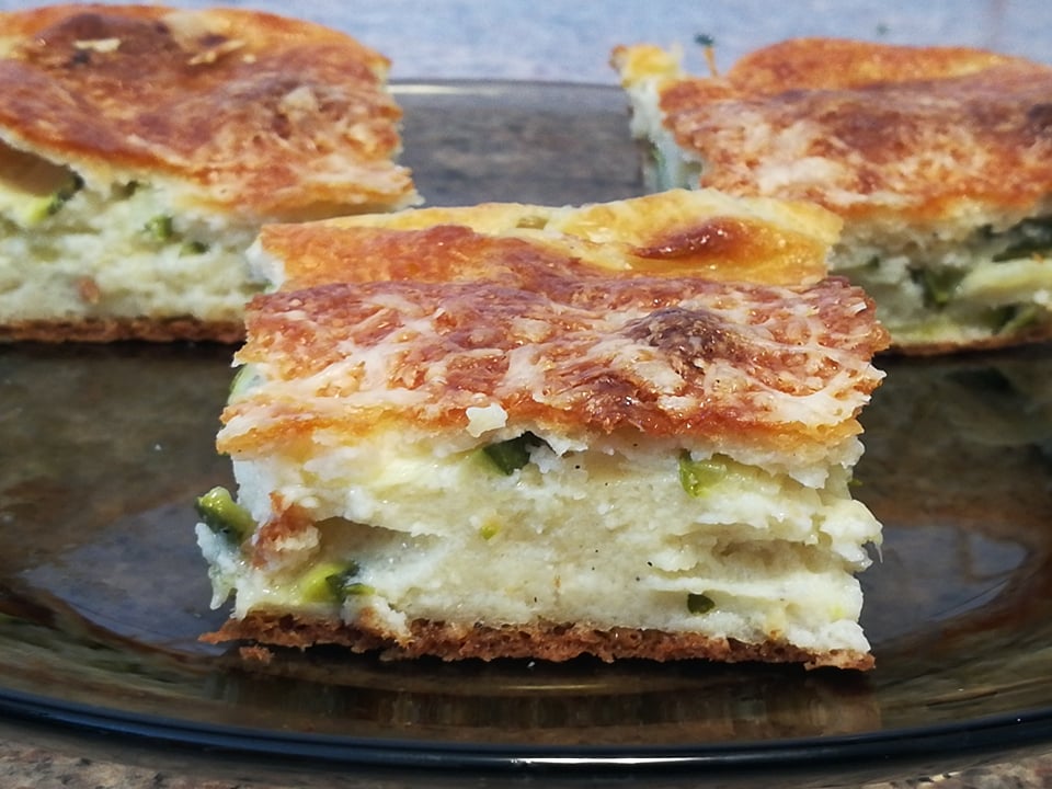 Aperitiv tarta cu zucchini