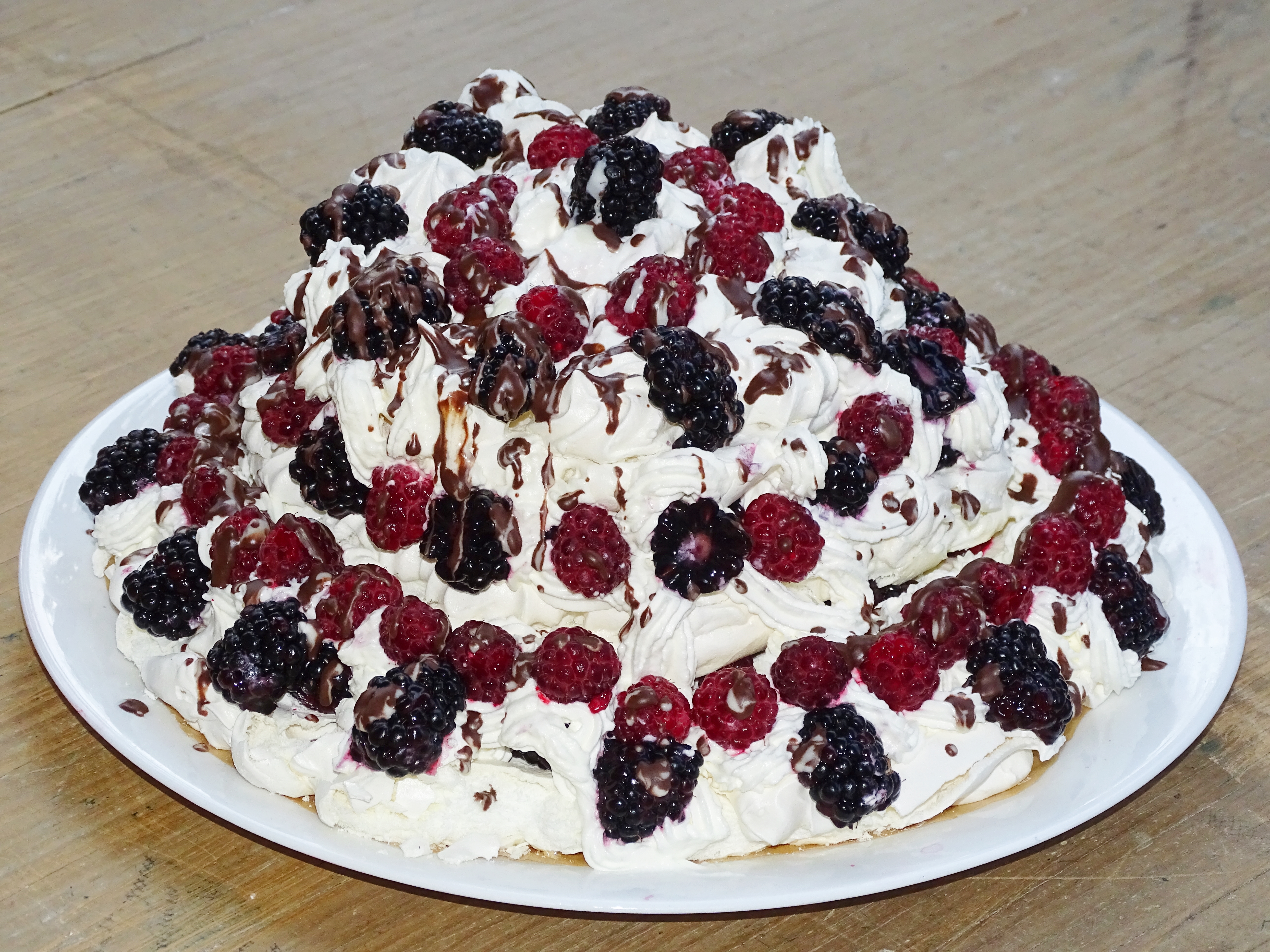 Desert Pavlova, simplu ca la 50 de ani