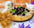 Desert tarta cu urda, mure si crumble-14