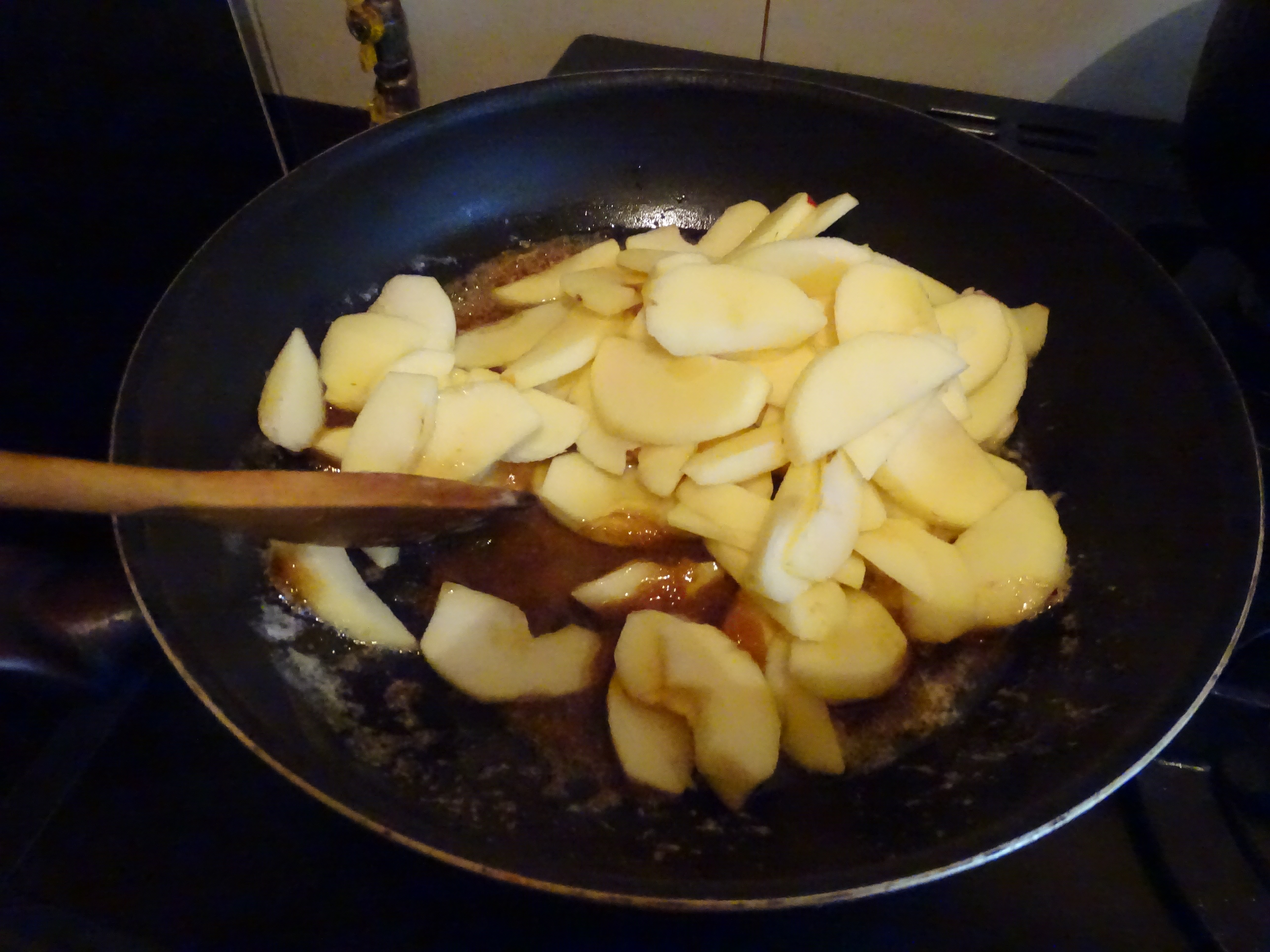 Desert tarta Tatin