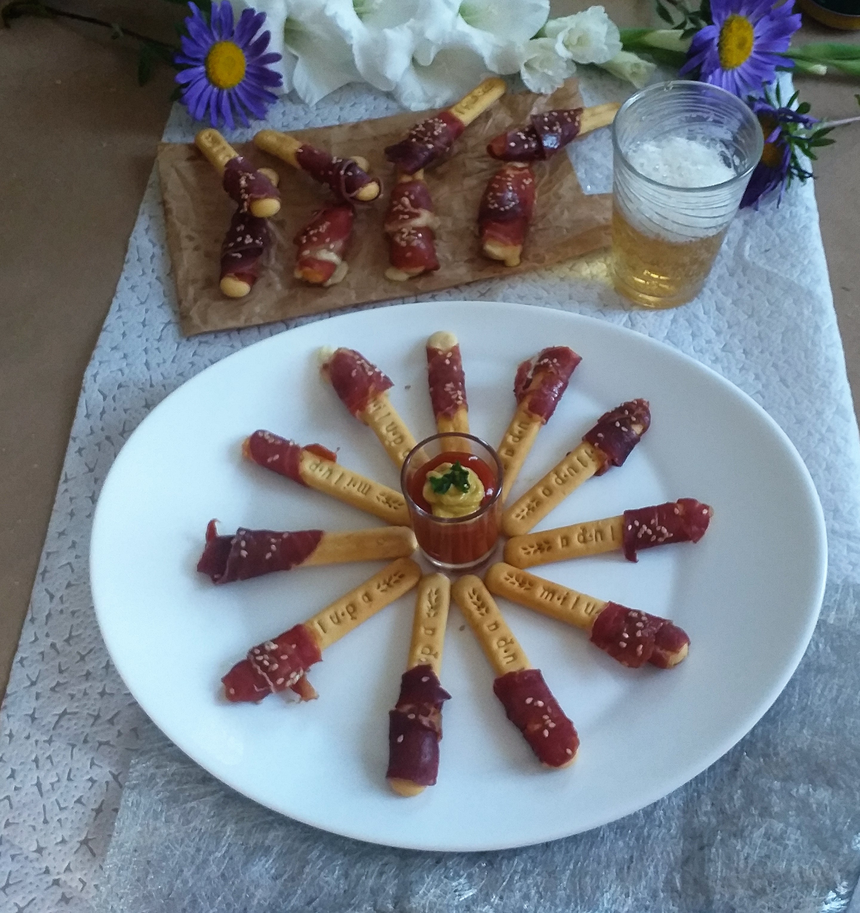 Aperitiv grisine cu jambon