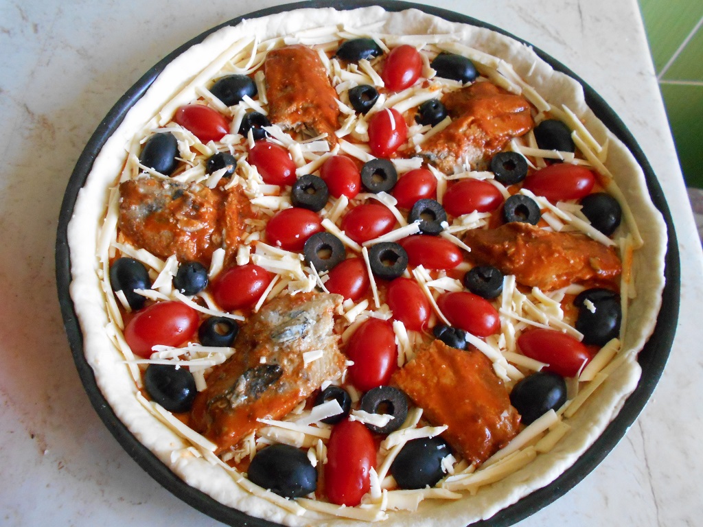 Pizza picanta de post, cu peste