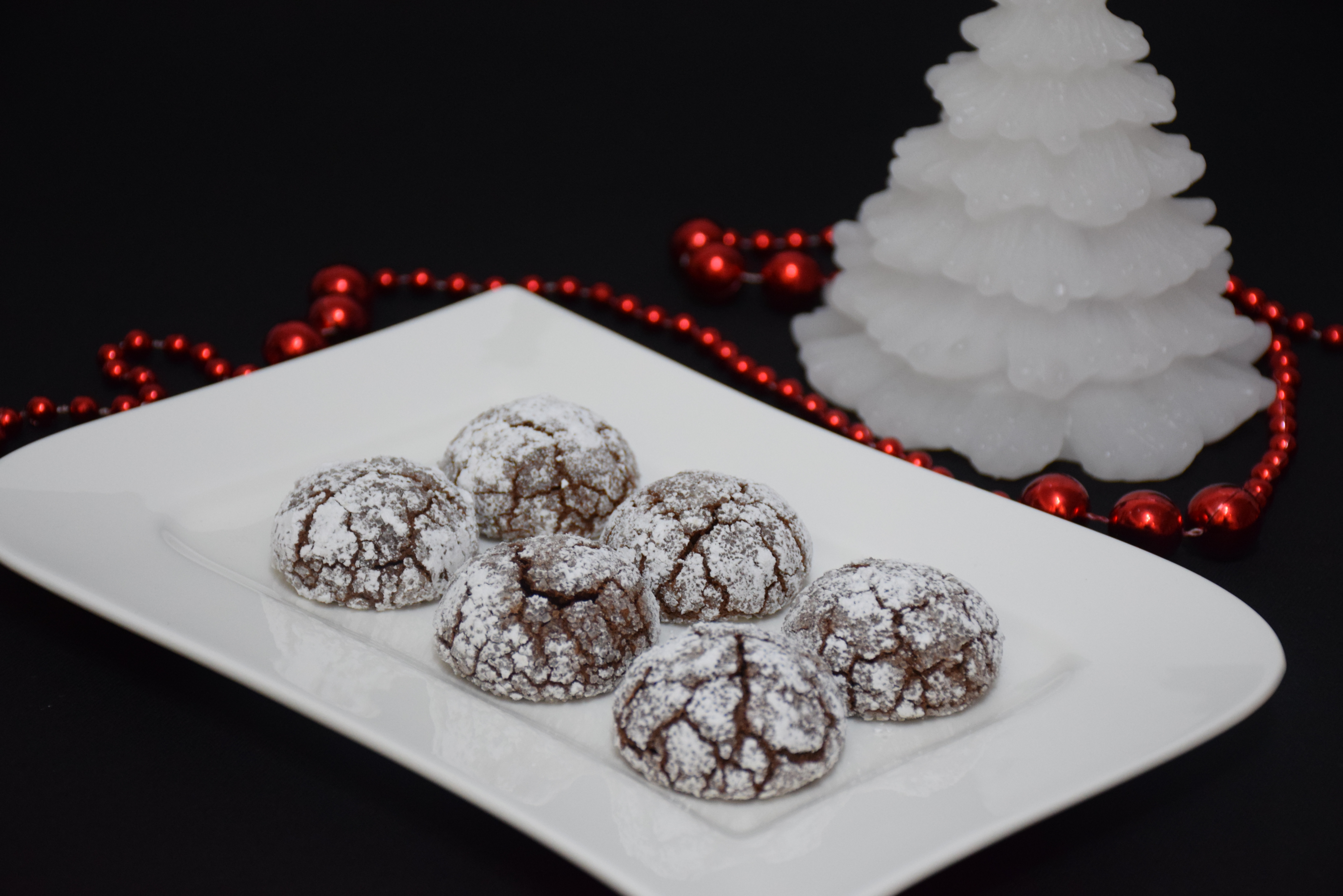 Desert chocolate crinkles