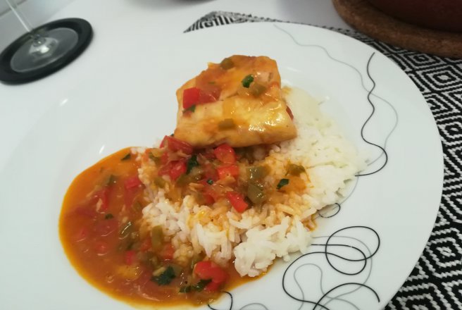 Fileuri de peste cu sos de curry si lapte de cocos