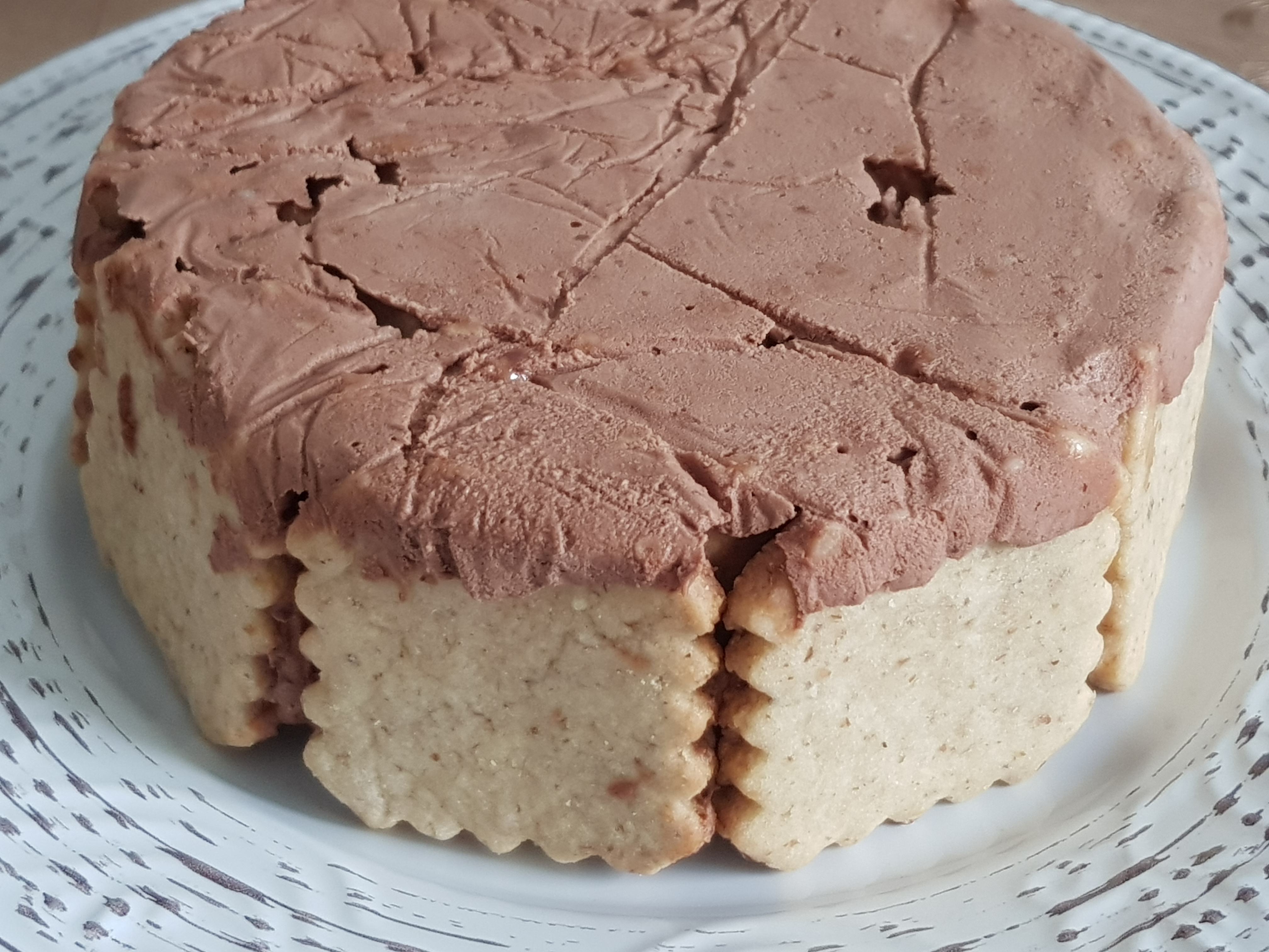 Desert tort Linzer cu ciocolata si nuci (tort cu fursecuri)