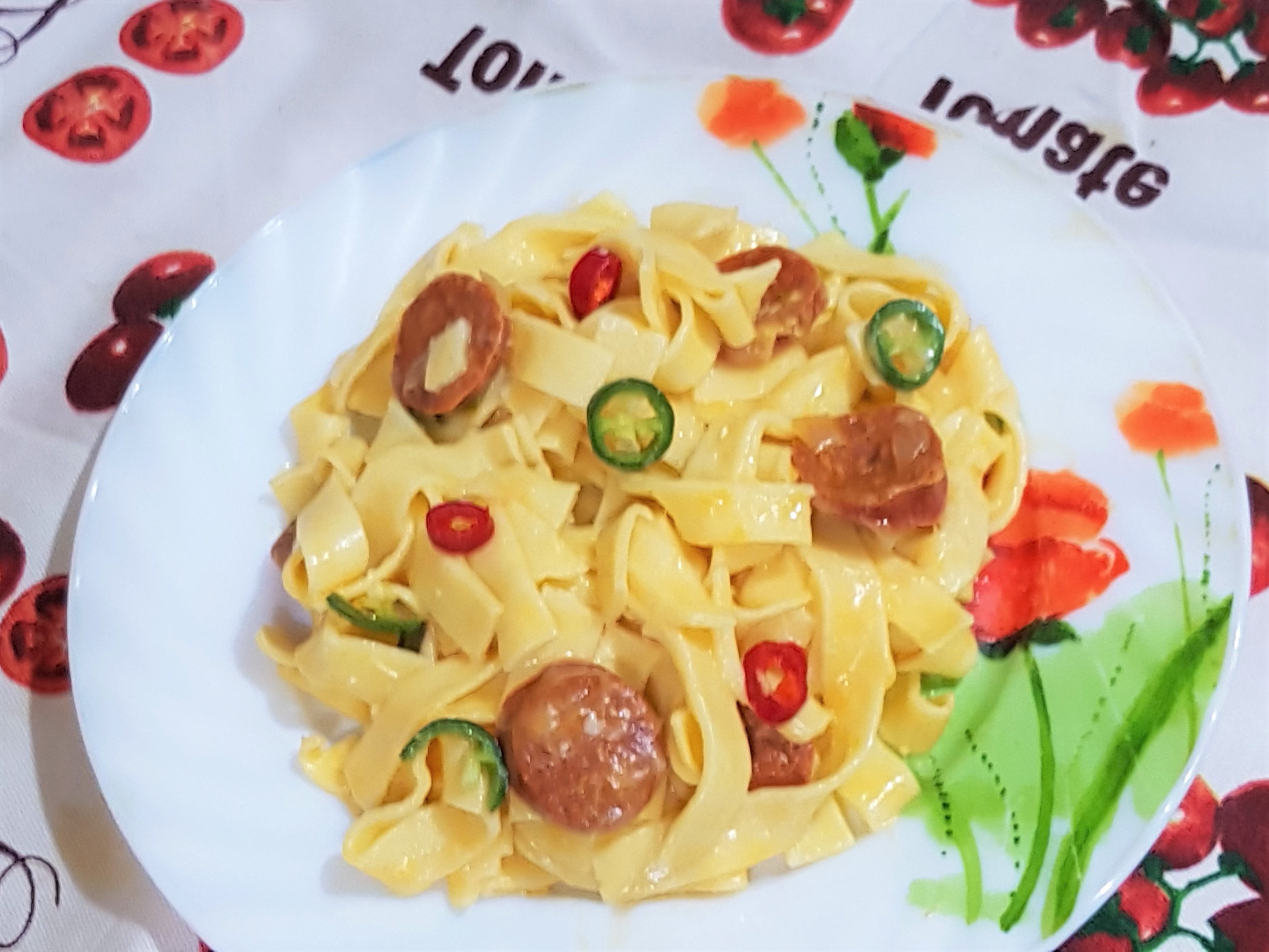 Tagliatelle cu chorizo