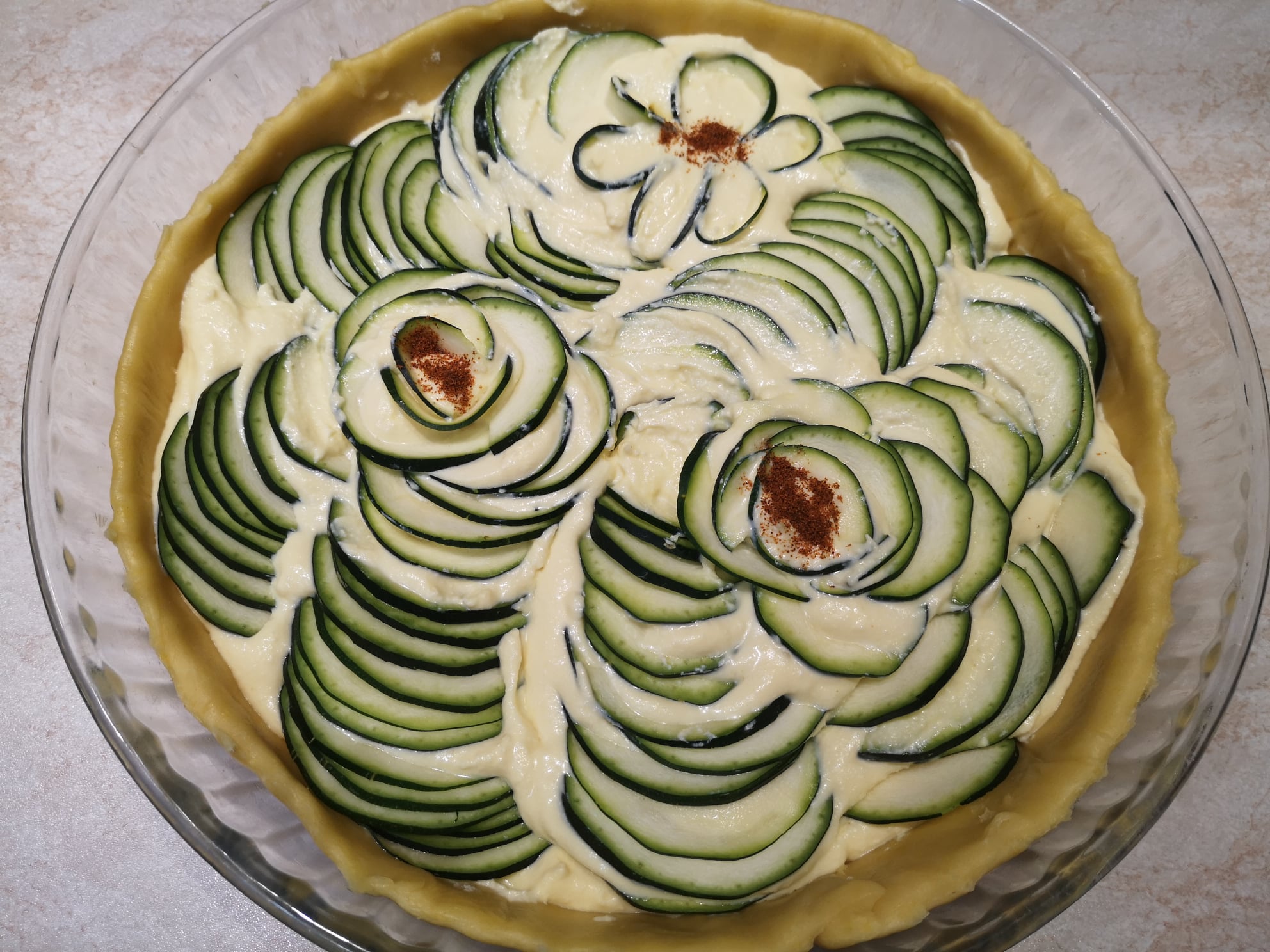 Aperitiv tarta cu zucchini si branza