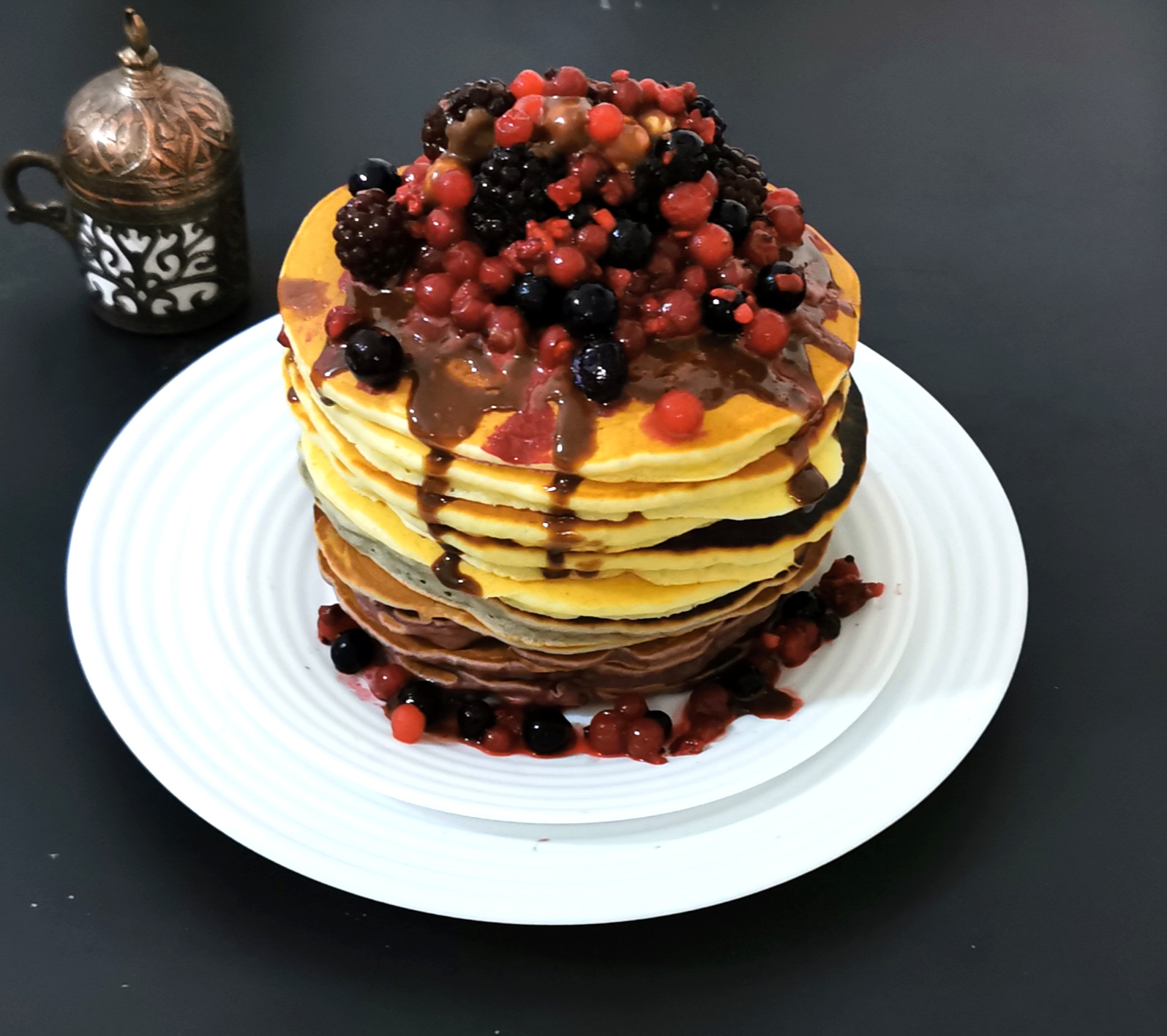 Desert pancakes cu fructe de padure