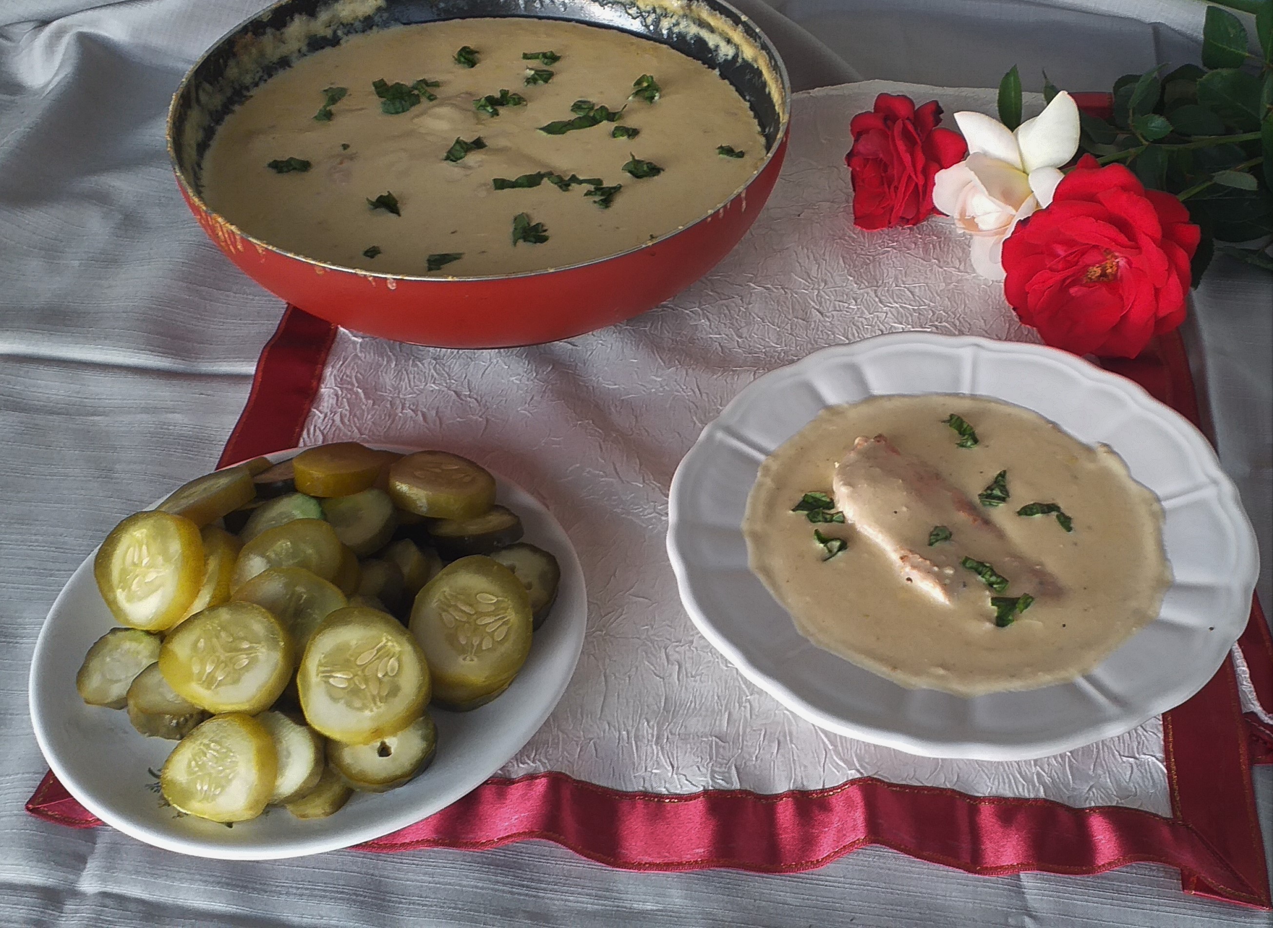 Piept de pui cu sos de gorgonzola