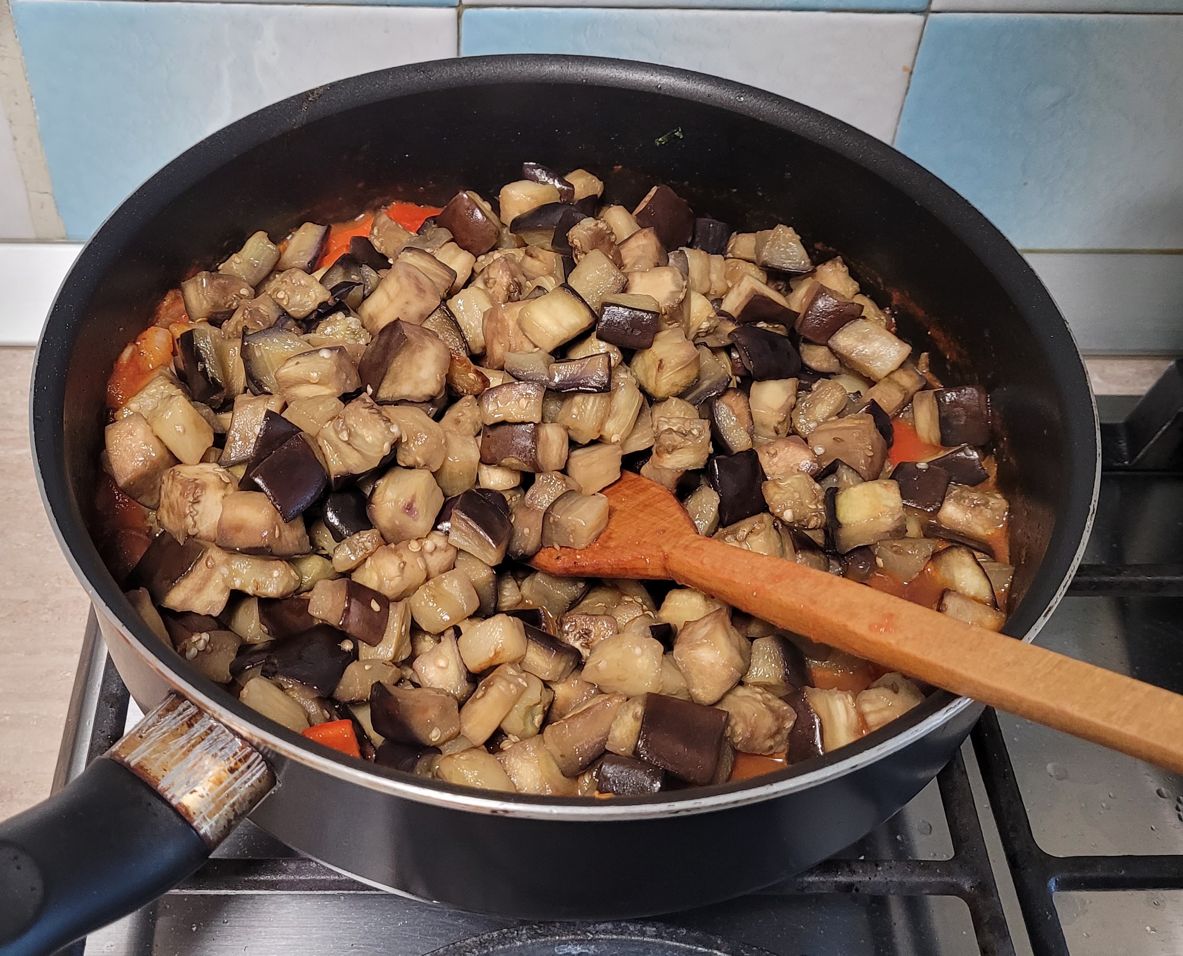 Caponata siciliana - Tocanita de vinete cu rosii si masline