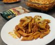 Paste (penne) cu bacon, mazare si suc de rosii-7