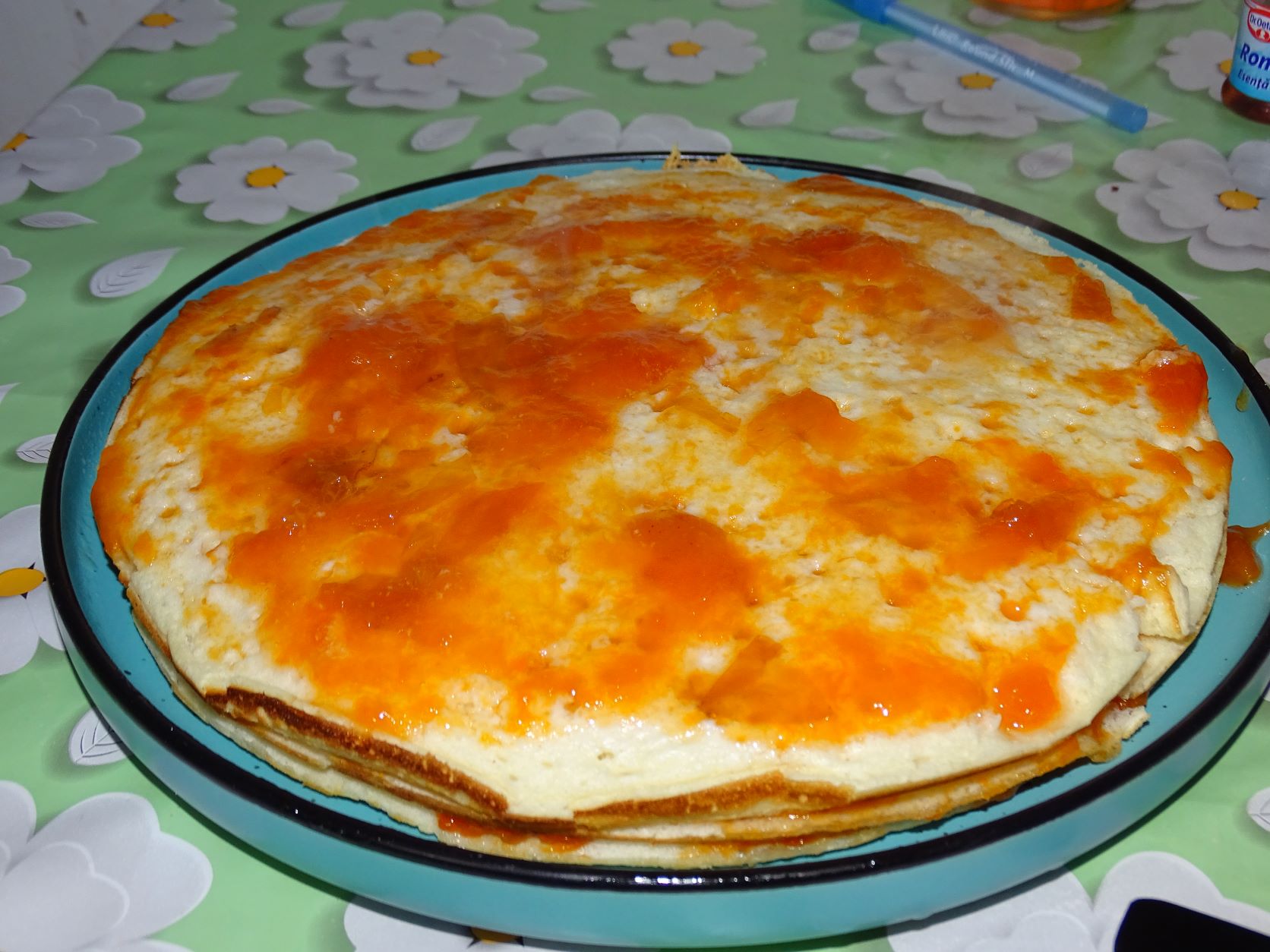 Desert tort de clatite din albusuri
