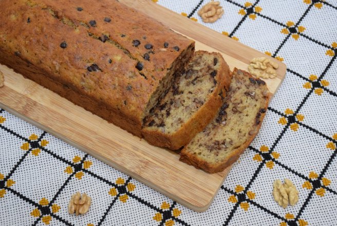 Desert banana bread cu nuci si ciocolata