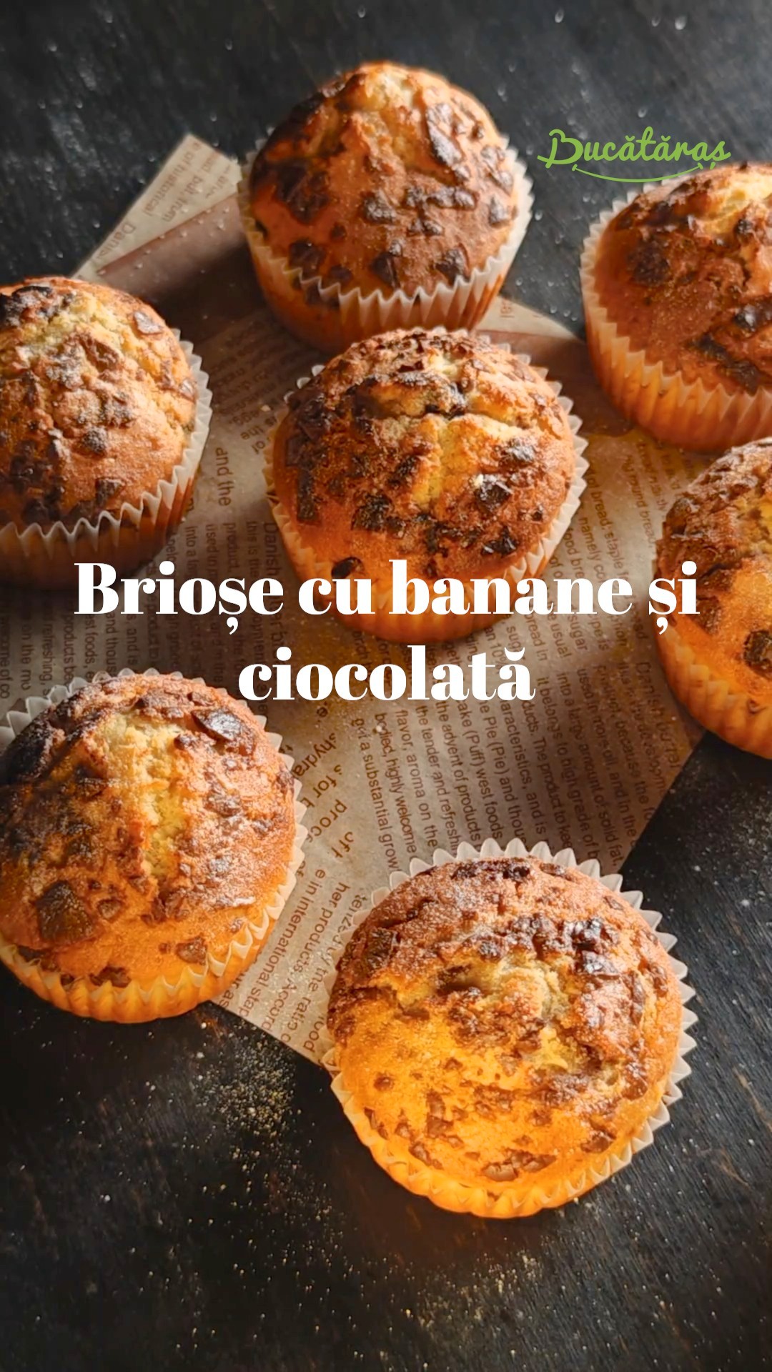 Brioșe cu banane și ciocolată - Desert ușor și delicios