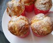 Briose cu afine si fulgi de migdale - Dulci si foarte pufoase-4