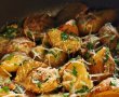 Cartofi noi, cu usturoi și parmezan - Garnitura plină de savoare și aromă-1