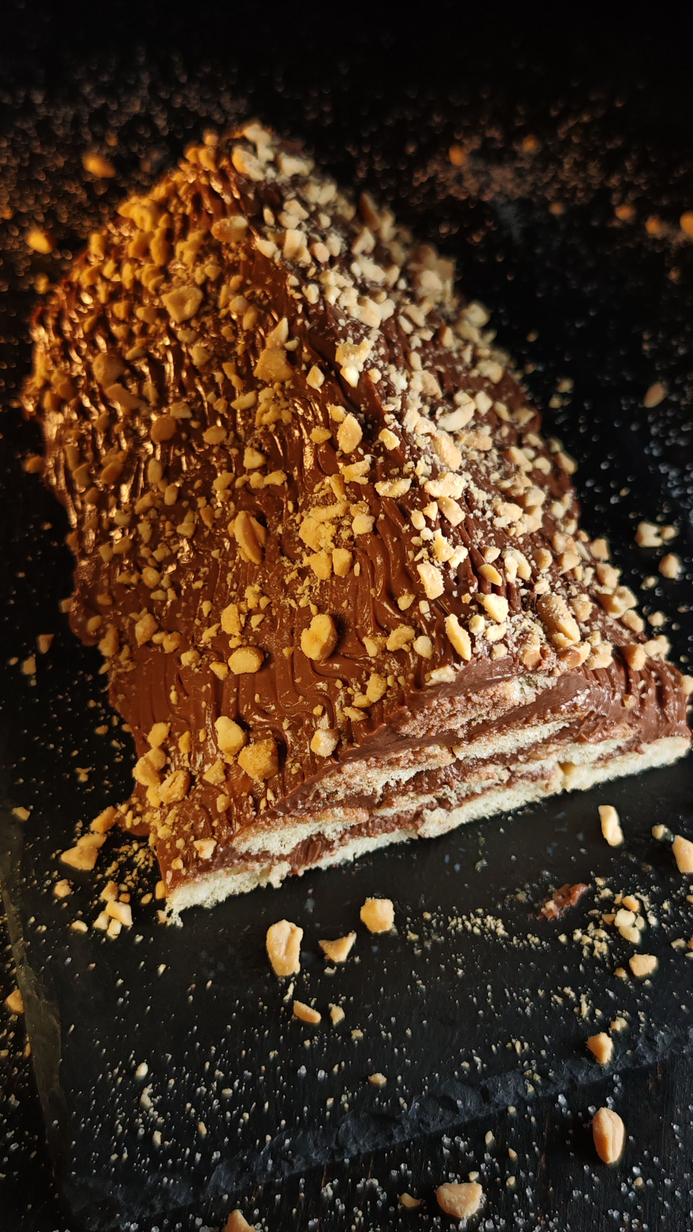 Prăjitura cu pișcoturi și cremă cu Nutella - Rețeta rapidă și delicioasă