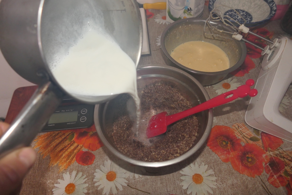 Prajitura cu dragoste ( Leontina 55 )