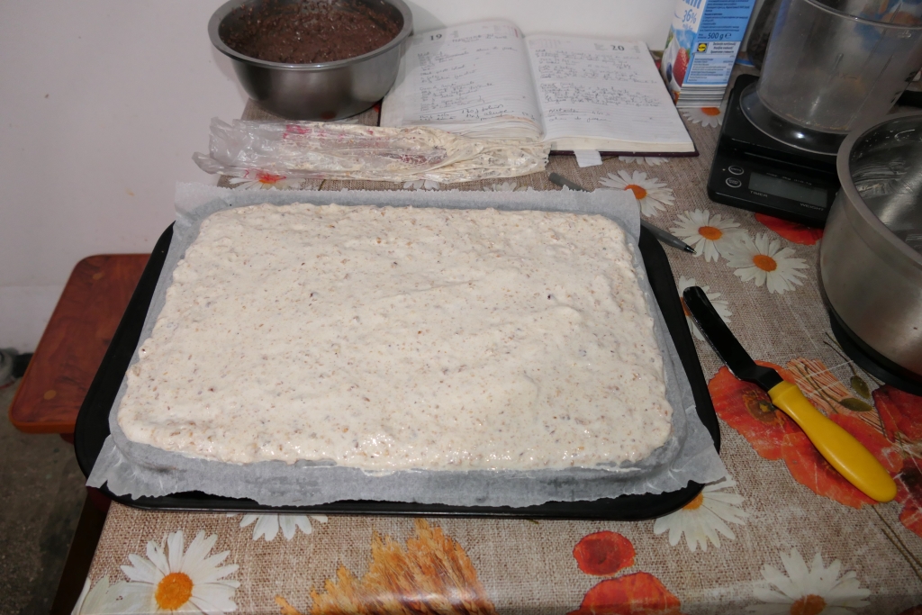 Prajitura cu dragoste ( Leontina 55 )