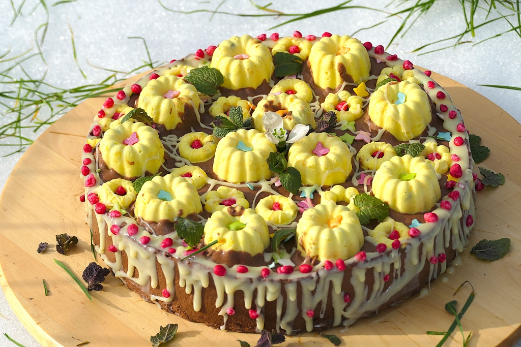 Tort Sa vina Primavara -  Reteta cu mango, fructul pasiuni si banane